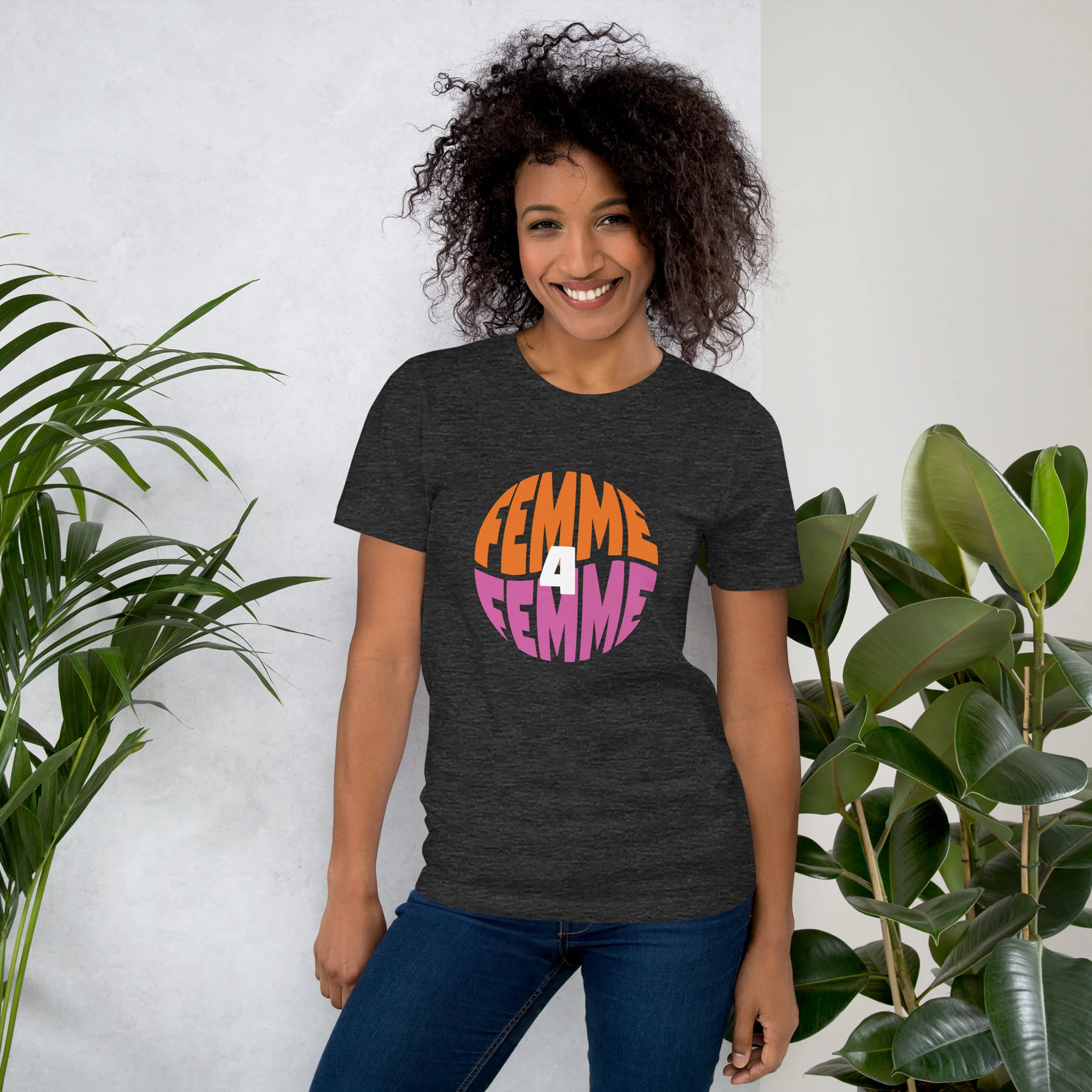 Femme 4 Femme Circle T-Shirt - Image 2