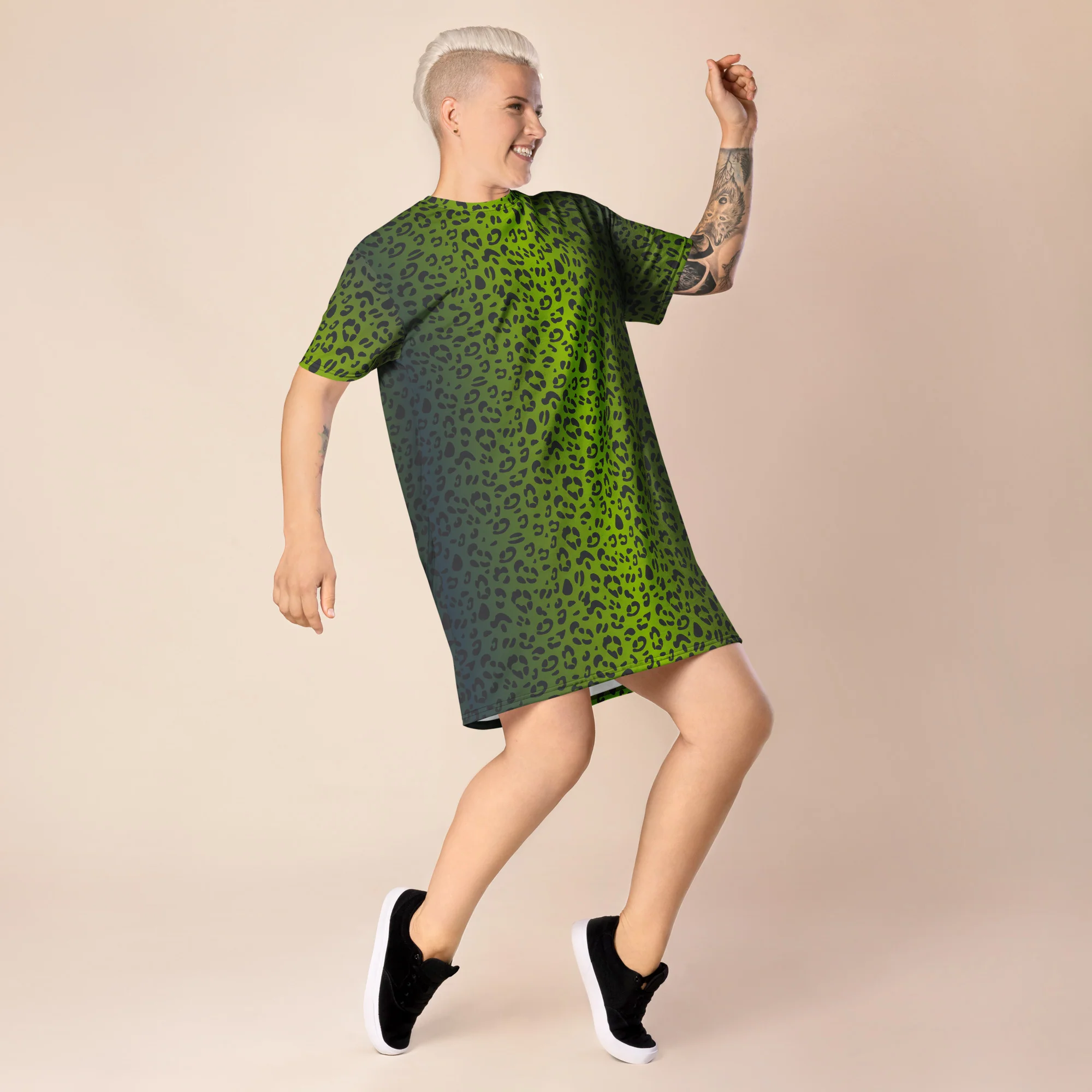 Green Leopard Print T-shirt Dress - Image 5